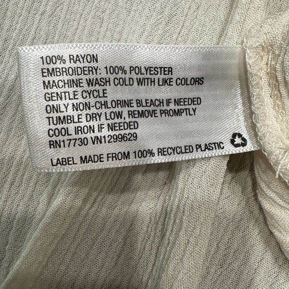 Knox Rose Embroidered Peasant Boho Top Sz: L - Picture 11 of 11